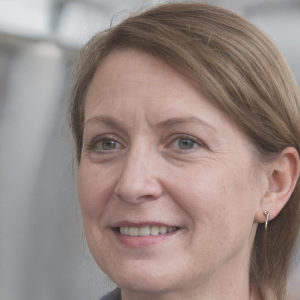 Freya Lindholm, Budget Strategy Lead at msgonlinkfeed